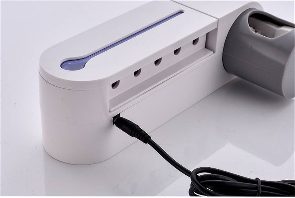 Toothbrush Holder With UV Sterilizer Cleaning & Disinfection Disinfection Toothbrush Holder Toothbrush Holder With UV Sterilizer Cleaning & Disinfection Disinfection Toothbrush Holder